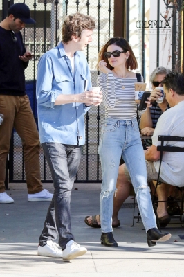 HQ
