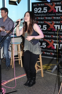 925xtuphilly230114-037.jpg