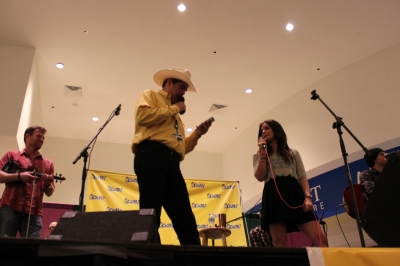 987catcountry270114-007.jpg