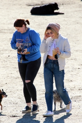 HQ
