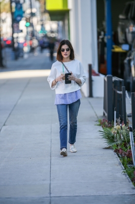 HQ
