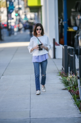 HQ
