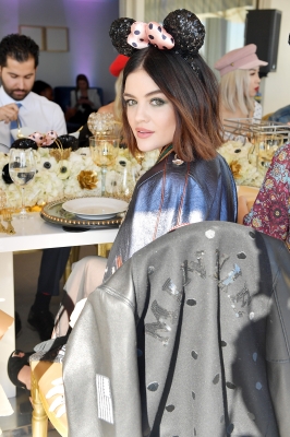 HQ
