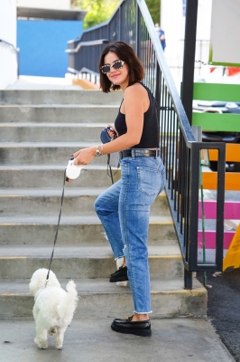 Dropsherdogsatdaycarecenter_054.jpg