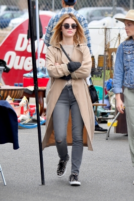 HQ
