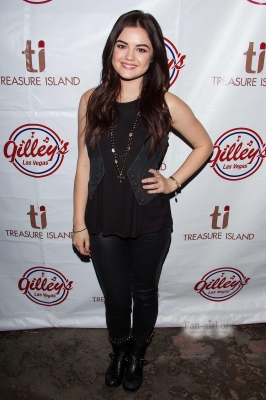 GilleysSaloon2013-06.jpg