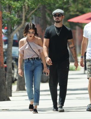 HQ
