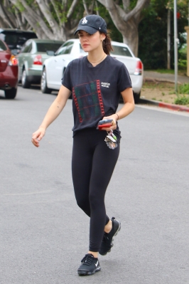 HQ
