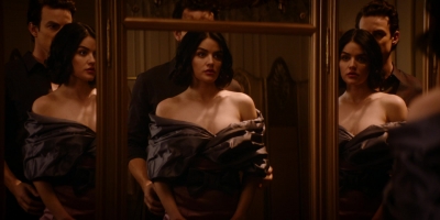 Katy_Keene_S01E10_Chapter_Ten_Gloria_1080p_AMZN_WEB-DL_DDP5_1_H_264-KiNGS_0031.jpg