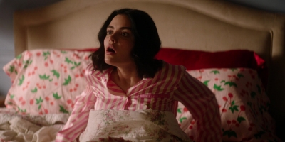 Katy_Keene_S01E10_Chapter_Ten_Gloria_1080p_AMZN_WEB-DL_DDP5_1_H_264-KiNGS_0068.jpg