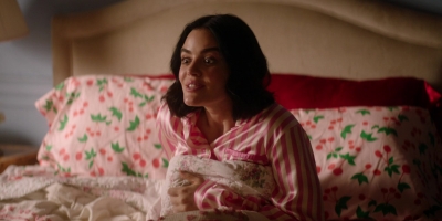 Katy_Keene_S01E10_Chapter_Ten_Gloria_1080p_AMZN_WEB-DL_DDP5_1_H_264-KiNGS_0075.jpg