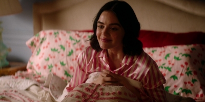 Katy_Keene_S01E10_Chapter_Ten_Gloria_1080p_AMZN_WEB-DL_DDP5_1_H_264-KiNGS_0101.jpg