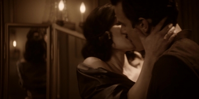 Katy_Keene_S01E10_Chapter_Ten_Gloria_1080p_AMZN_WEB-DL_DDP5_1_H_264-KiNGS_0123.jpg