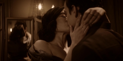 Katy_Keene_S01E10_Chapter_Ten_Gloria_1080p_AMZN_WEB-DL_DDP5_1_H_264-KiNGS_0124.jpg