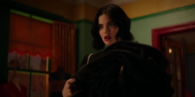 Katy_Keene_S01E10_Chapter_Ten_Gloria_1080p_AMZN_WEB-DL_DDP5_1_H_264-KiNGS_0392.jpg