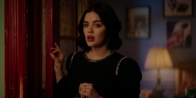 Katy_Keene_S01E10_Chapter_Ten_Gloria_1080p_AMZN_WEB-DL_DDP5_1_H_264-KiNGS_0427.jpg