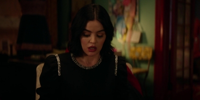 Katy_Keene_S01E10_Chapter_Ten_Gloria_1080p_AMZN_WEB-DL_DDP5_1_H_264-KiNGS_0494.jpg