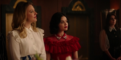 Katy_Keene_S01E10_Chapter_Ten_Gloria_1080p_AMZN_WEB-DL_DDP5_1_H_264-KiNGS_0556.jpg