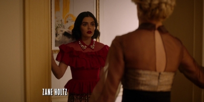 Katy_Keene_S01E10_Chapter_Ten_Gloria_1080p_AMZN_WEB-DL_DDP5_1_H_264-KiNGS_0645.jpg