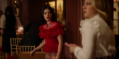 Katy_Keene_S01E10_Chapter_Ten_Gloria_1080p_AMZN_WEB-DL_DDP5_1_H_264-KiNGS_0661.jpg