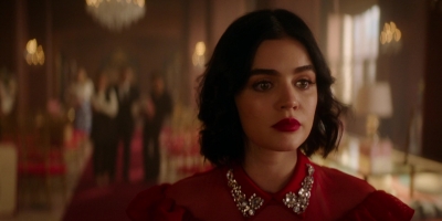 Katy_Keene_S01E10_Chapter_Ten_Gloria_1080p_AMZN_WEB-DL_DDP5_1_H_264-KiNGS_0696.jpg