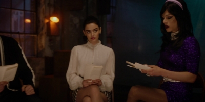 Katy_Keene_S01E10_Chapter_Ten_Gloria_1080p_AMZN_WEB-DL_DDP5_1_H_264-KiNGS_1344.jpg
