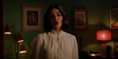 Katy_Keene_S01E10_Chapter_Ten_Gloria_1080p_AMZN_WEB-DL_DDP5_1_H_264-KiNGS_1448.jpg