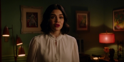 Katy_Keene_S01E10_Chapter_Ten_Gloria_1080p_AMZN_WEB-DL_DDP5_1_H_264-KiNGS_1453.jpg