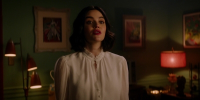 Katy_Keene_S01E10_Chapter_Ten_Gloria_1080p_AMZN_WEB-DL_DDP5_1_H_264-KiNGS_1460.jpg