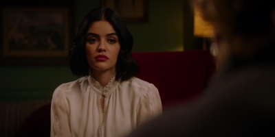 Katy_Keene_S01E10_Chapter_Ten_Gloria_1080p_AMZN_WEB-DL_DDP5_1_H_264-KiNGS_1499.jpg
