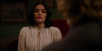 Katy_Keene_S01E10_Chapter_Ten_Gloria_1080p_AMZN_WEB-DL_DDP5_1_H_264-KiNGS_1500.jpg