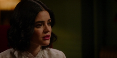 Katy_Keene_S01E10_Chapter_Ten_Gloria_1080p_AMZN_WEB-DL_DDP5_1_H_264-KiNGS_1523.jpg