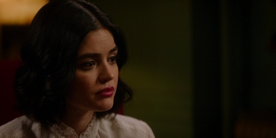 Katy_Keene_S01E10_Chapter_Ten_Gloria_1080p_AMZN_WEB-DL_DDP5_1_H_264-KiNGS_1532.jpg