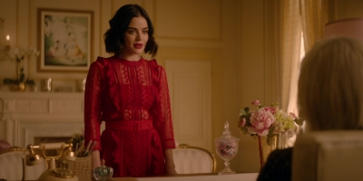 Katy_Keene_S01E10_Chapter_Ten_Gloria_1080p_AMZN_WEB-DL_DDP5_1_H_264-KiNGS_1702.jpg