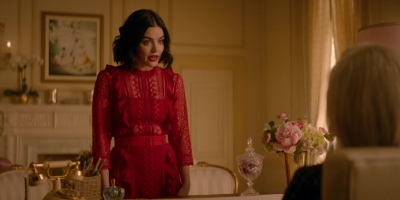 Katy_Keene_S01E10_Chapter_Ten_Gloria_1080p_AMZN_WEB-DL_DDP5_1_H_264-KiNGS_1709.jpg