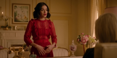 Katy_Keene_S01E10_Chapter_Ten_Gloria_1080p_AMZN_WEB-DL_DDP5_1_H_264-KiNGS_1711.jpg