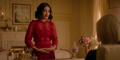 Katy_Keene_S01E10_Chapter_Ten_Gloria_1080p_AMZN_WEB-DL_DDP5_1_H_264-KiNGS_1715.jpg