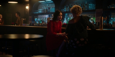 Katy_Keene_S01E10_Chapter_Ten_Gloria_1080p_AMZN_WEB-DL_DDP5_1_H_264-KiNGS_1770.jpg