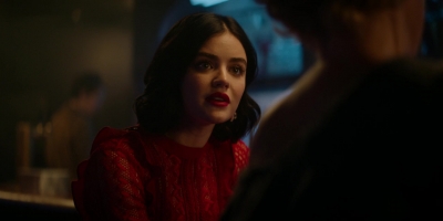 Katy_Keene_S01E10_Chapter_Ten_Gloria_1080p_AMZN_WEB-DL_DDP5_1_H_264-KiNGS_1830.jpg