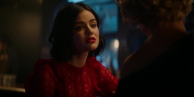 Katy_Keene_S01E10_Chapter_Ten_Gloria_1080p_AMZN_WEB-DL_DDP5_1_H_264-KiNGS_1892.jpg