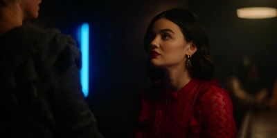 Katy_Keene_S01E10_Chapter_Ten_Gloria_1080p_AMZN_WEB-DL_DDP5_1_H_264-KiNGS_1910.jpg