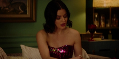 Katy_Keene_S01E10_Chapter_Ten_Gloria_1080p_AMZN_WEB-DL_DDP5_1_H_264-KiNGS_2414.jpg