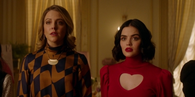 Katy_Keene_S01E10_Chapter_Ten_Gloria_1080p_AMZN_WEB-DL_DDP5_1_H_264-KiNGS_2505.jpg