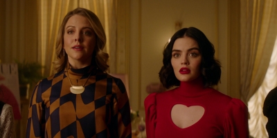Katy_Keene_S01E10_Chapter_Ten_Gloria_1080p_AMZN_WEB-DL_DDP5_1_H_264-KiNGS_2509.jpg