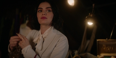 Katy_Keene_S01E11_Chapter_Eleven_Who_Can_I_Turn_To_1080p_AMZN_WEB-DL_DDP5_1_H_264-KiNGS_0038.jpg
