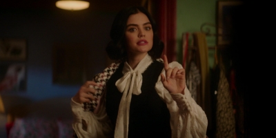 Katy_Keene_S01E11_Chapter_Eleven_Who_Can_I_Turn_To_1080p_AMZN_WEB-DL_DDP5_1_H_264-KiNGS_0082.jpg