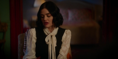 Katy_Keene_S01E11_Chapter_Eleven_Who_Can_I_Turn_To_1080p_AMZN_WEB-DL_DDP5_1_H_264-KiNGS_0119.jpg