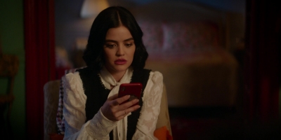 Katy_Keene_S01E11_Chapter_Eleven_Who_Can_I_Turn_To_1080p_AMZN_WEB-DL_DDP5_1_H_264-KiNGS_0120.jpg