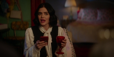 Katy_Keene_S01E11_Chapter_Eleven_Who_Can_I_Turn_To_1080p_AMZN_WEB-DL_DDP5_1_H_264-KiNGS_0125.jpg