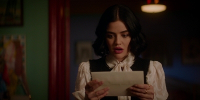 Katy_Keene_S01E11_Chapter_Eleven_Who_Can_I_Turn_To_1080p_AMZN_WEB-DL_DDP5_1_H_264-KiNGS_0148.jpg